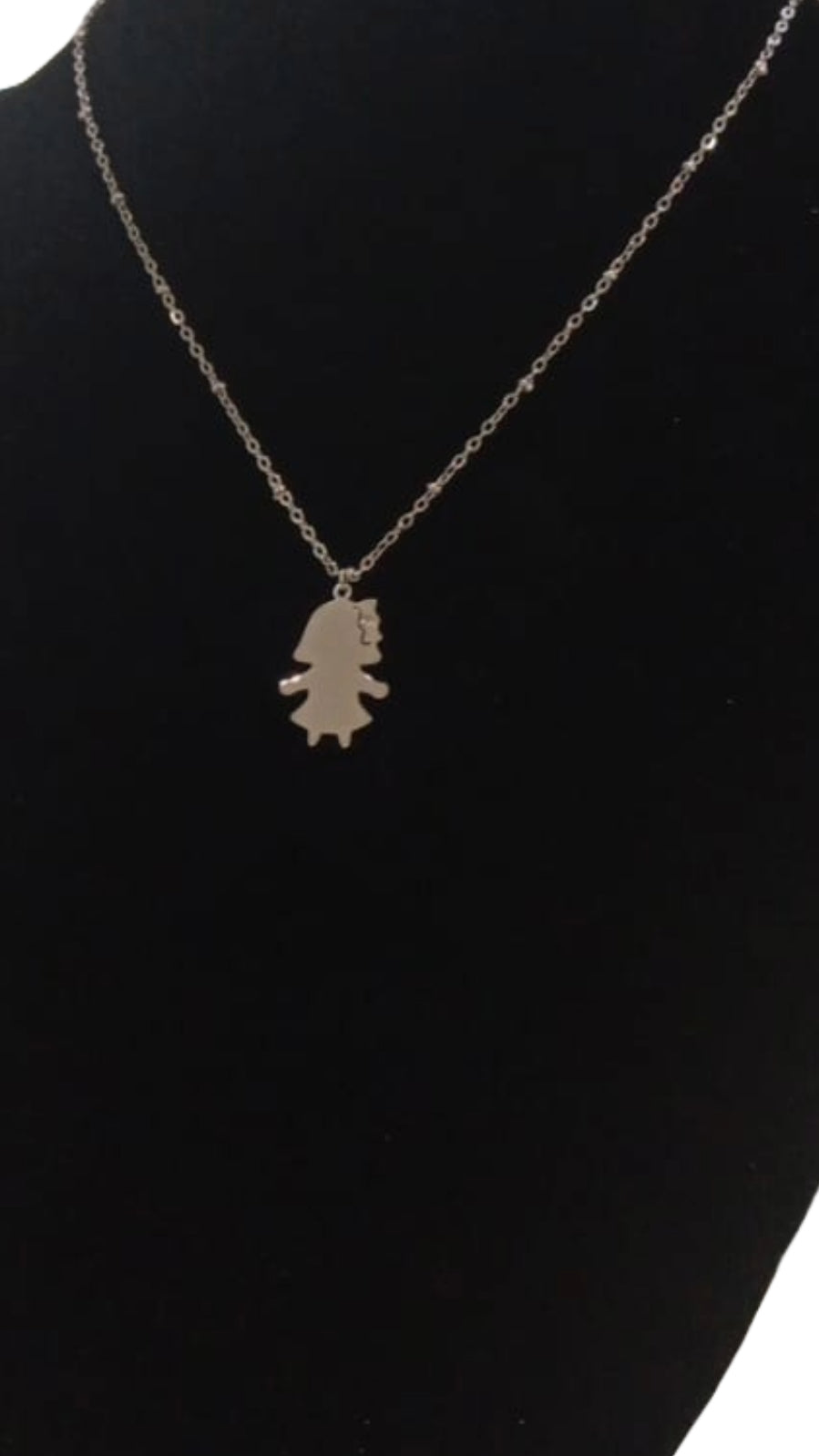 Collana in Acciaio con pendente a bambolina